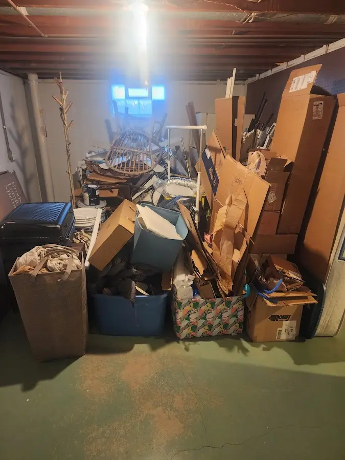 Roll-off dumpster container at job site for 8 Yard Dumpster Rental in Leavenworth